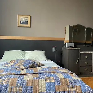 瓦康迪罗吉斯法哈洛比旅馆 2*, 根特 比利时