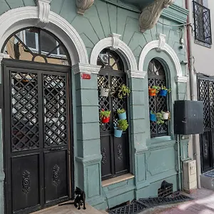 Calanthe İstanbul