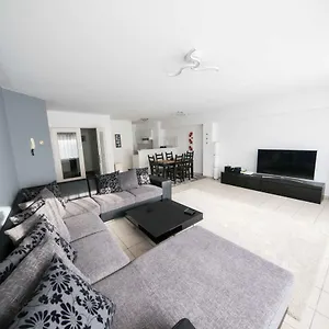 Renovated In Center Belgien