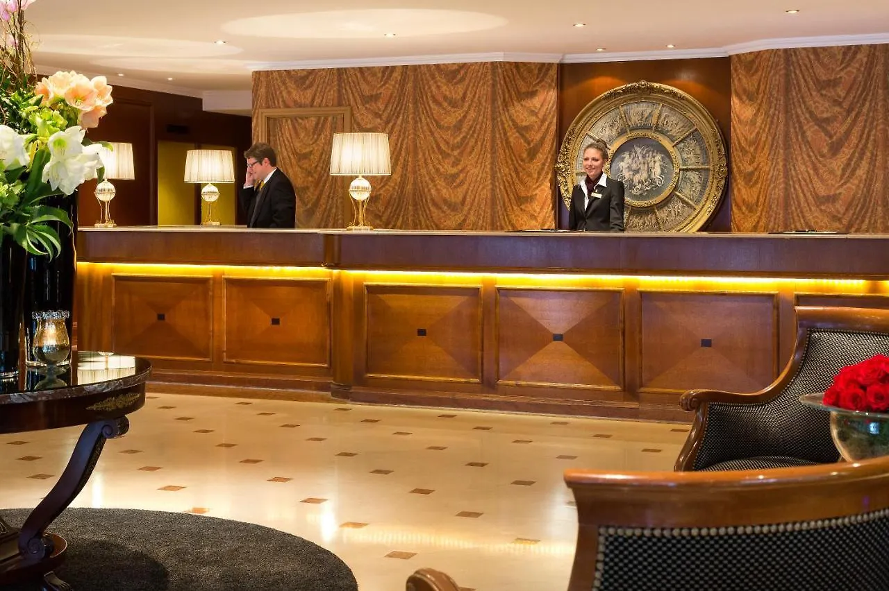 **** Hotel Warwick Grand-Place Bruxelles Belgique